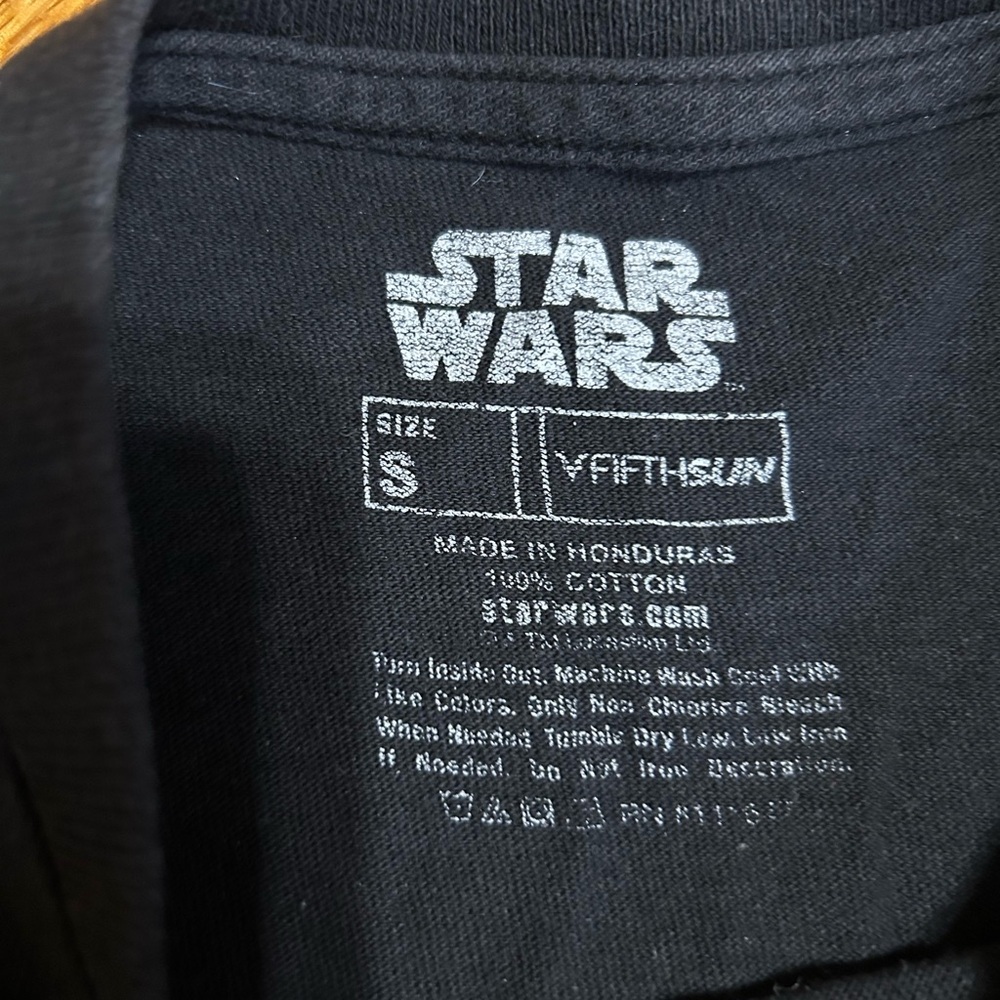 Star Wars The Empire Strikes Back Tshirt Size Small - Picture 3 of 6